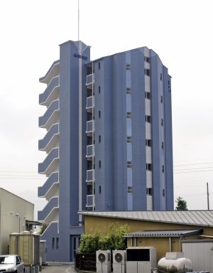 �t�H���X�g�^���[&nbsp;302&nbsp;�����s����