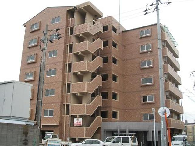 �X�J�C�R�[�g&nbsp;306&nbsp;��`��3����