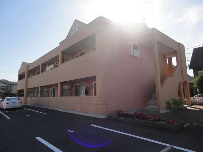 �I�����W�N���X�g&nbsp;103&nbsp;������